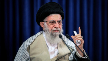 Ο Αλί Χαμενεΐ δεν ήθελε για διάδοχο το γιο του, επειδή δεν ήταν πολύ έξυπνος και δεν είχε ηγετικά προσόντα, λένε οι μυστικές υπηρεσίες των ΗΠΑ