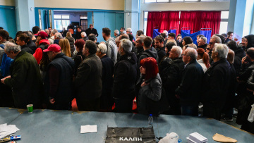 Πάνω από 150.000 μέλη ψήφισαν για τους συνέδρους του ΠΑΣΟΚ