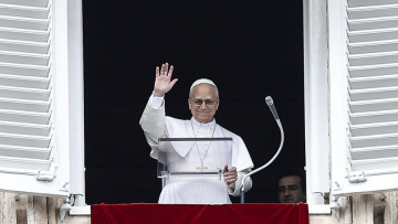 O Πάπας Λέων στηλιτεύει την «αποτρόπαια βία» στον πόλεμο στο Ιράν, απευθύνει έκκληση για εκεχειρία