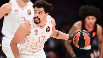 Euroleague: Η Χάποελ νίκησε 93-82 την Παρί και βλέπει 4άδα