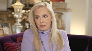 Έλενα Μακρή για Αντώνη Λυμπέρη: Όταν τον γνώρισα ήταν ερωτευμένος με μία φίλη που μου είπε «τον έχω δοκιμάσει, είναι καταπληκτικός»