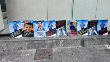 «Δεν με ρώτησε για το παιδί, αλλά αν έφαγαν τα σκυλιά»: Συγκλόνισε η κατάθεση αστυνομικού στη δίκη για τον 3χρονο Άγγελο