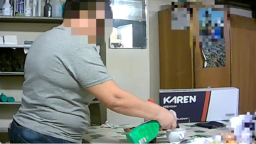 Καθαρίστρια στην Πολωνία δηλητηρίαζε το τσάι συναδέλφου της με χημικά για εβδομάδες, δείτε βίντεο
