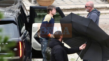 Από το Μενίδι στην Πεντέλη ο Μπραντ Πιτ, σήμερα τα γυρίσματα στο Μέγαρο της Δουκίσσης Πλακεντίας - Βίντεο και φωτογραφίες