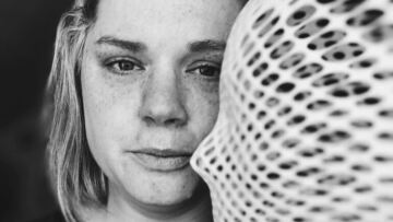 Διαγνώστηκε με καρκίνο του εγκεφάλου: Διέψευσε τα προγνωστικά των γιατρών και σήμερα εργάζεται ως σύμβουλος πένθους
