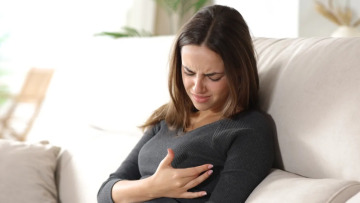 Καρκίνος μαστού: Γιατί αυξάνονται τα περιστατικά – Τι ανησυχεί τους ειδικούς
