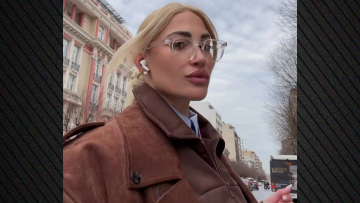 Έξαλλη με την απεργία των ταξί η Ιωάννα Τούνη: Αναγκάστηκε να... περπατήσει μισή ώρα με γόβες στο κέντρο της Θεσσαλονίκης, δείτε βίντεο