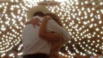 Η ευτυχία τους χτυπά την πόρτα: Τα ζώδια που θα νιώσουν ξανά χαρά από σήμερα