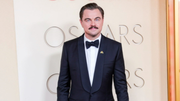 Λεονάρντο Ντι Κάπριο: Τα σχόλια για το μουστάκι του στα Όσκαρ 2026 - Φαίνεται τόσο σέξι, γράφουν