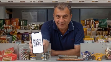 Η ώρα του QR code και του kids wallet για την απαγόρευση καπνικών και αλκοόλ, η ανάρτηση Χρυσοχοΐδη