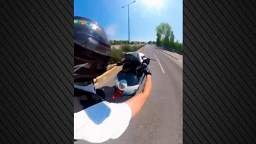 23χρονος οδηγός μηχανής έκανε σούζες και έτρεχε με υπερβολική ταχύτητα στην Αττική, δείτε το βίντεο που ανέβασε στα social media και τον «έκαψε»