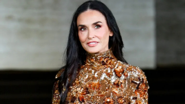 13 χρόνια μετά το διαζύγιο, η Demi Moore δηλώνει υπερήφανη για τον Ashton Kutcher
