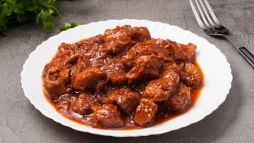 Όλα τα μυστικά για τέλειο κοκκινιστό μοσχάρι