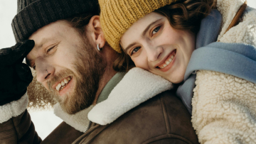 Τα τρία ζώδια που θα νιώσουν τον έρωτα να χτυπά την πόρτα τους από σήμερα
