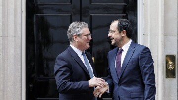 Στάρμερ σε Χριστοδουλίδη: Δεν θα γίνουν επιθετικές επιχειρήσεις κατά του Ιράν από τις βρετανικές βάσεις στην Κύπρο