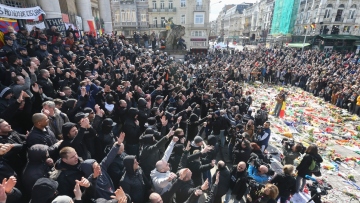 Βέλγιο: Τελετές μνήμης για τα 10 χρόνια από τις επιθέσεις τζιχαντιστών στις Βρυξέλλες