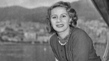 Τίνα Λιβανού: Η γυναίκα που παντρεύτηκε τον Ωνάση και τον Νιάρχο – Μια ζωή που θα μπορούσε να γίνει ταινία