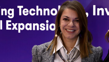 Χριστίνα Χαλκιαδάκη: Γιατί η Κρήτη κάνει τη διαφορά στον τουρισμό και τις επιχειρήσεις