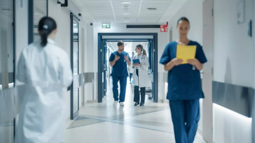 SOS για τη μικροβιακή αντοχή στην Ελλάδα – «Δεν έχουμε ισχυρά αντιβιοτικά» προειδοποιούν οι λοιμωξιολόγοι
