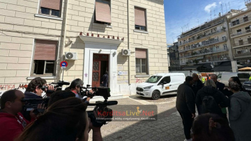 Βαριές διώξεις στους 2 νεαρούς για τη δολοφονία του τραγουδιστή στην Καρδίτσα, πήραν προθεσμία για να απολογηθούν 