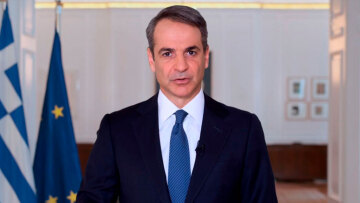 Από λεπτό σε λεπτό οι ανακοινώσεις Μητσοτάκη για νέα μέτρα οικονομικής στήριξης με fuel pass, παρέμβαση για diesel και ακτοπλοϊκά εισιτήρια