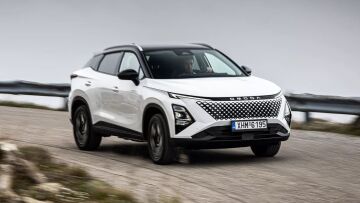 Δοκιμάζουμε το νέο πολύ προσιτό υβριδικό SUV - Πόσο κοστίζει;