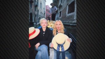 Μαντόνα και Τζούλια Γκάρνερ αναβίωσαν το «Like a Virgin» σε γόνδολα στη Βενετία, δείτε βίντεο