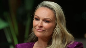 Πέθανε σε ηλικία 54 ετών από καρκίνο η παρουσιάστρια Μελ Σίλινγκ