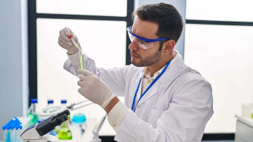 Φάρμακο κατά της παχυσαρκίας από αίμα πύθωνα μελετούν οι επιστήμονες – Μειώνει την όρεξη και αδυνατίζει
