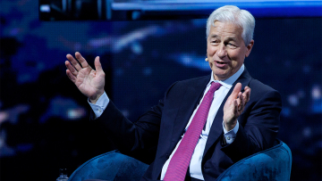 Τζέιμι Ντίμον: O τραπεζίτης που νίκησε τις κρίσεις και έχτισε έναν κολοσσό