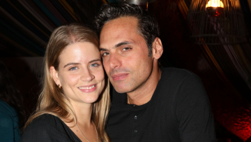 Γιώργος Παπαγεωργίου για Δανάη Μιχαλάκη: Δεν το περίμενα ότι θα δεθώ τόσο πολύ με έναν άνθρωπο που συνάντησα ένα καλοκαίρι στη Σύρο
