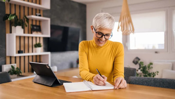 Μετά τα 40 ο εγκέφαλος αλλάζει – 5 μυστικά για δυνατή μνήμη
