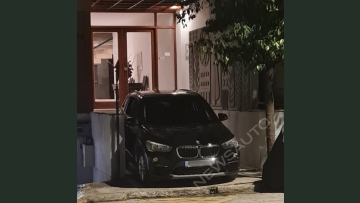 Απίστευτη εικόνα: Δείτε που πάρκαρε στο Κολωνάκι