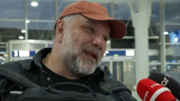 Γρηγόρης Αρναούτογλου: Θα ήθελα να πάρω ένα τηλέφωνο τη μαμά μου να ακούσω τη φωνή της
