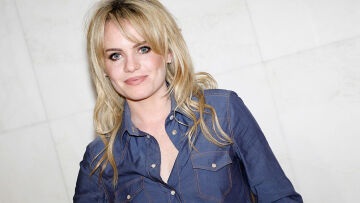 Η Ντάφι επιστρέφει για να πει την ιστορία του βιασμού της σε ντοκιμαντέρ