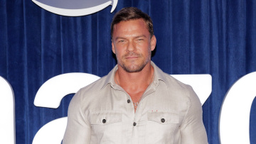 «Να πεθάνεις με φρικτό τρόπο»: Βροχή απειλών για τη ζωή του δέχεται ο γείτονας του Άλαν Ρίτσον μετά τον βίαιο καβγά στο Νάσβιλ