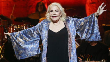 Ο πολιτικός και καλλιτεχνικός κόσμος αποχαιρετά τη Μαρινέλλα: Άφησε ανεξίτηλο αποτύπωμα στην ιστορία του ελληνικού τραγουδιού