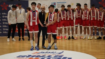 Πρωταθλητής στο  Gen A Stars U16 ο Ολυμπιακός, έλαμψε ο γιος του Σπανούλη, βίντεο 