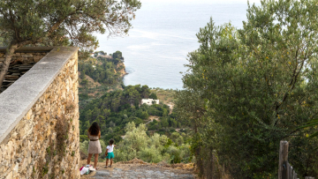 Πάσχα στις γραφικές Χώρες 5 πανέμορφων ελληνικών νησιών