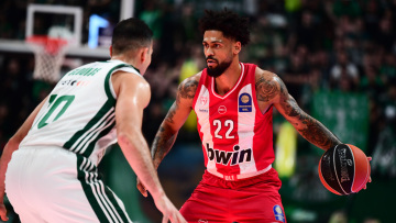 Γιαννακόπουλος: «Ξέσπασε» στα social media για διαιτησία και Λιόλιο