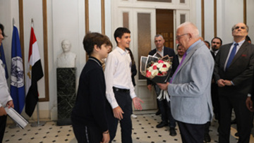 Επίσκεψη Κακλαμάνη στα ελληνικά σχολεία του Καΐρου 