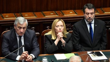 Θα εξαντλήσουμε την πενταετία λένε υπουργοί της Μελόνι μετά την ήττα στο δημοψήφισμα
