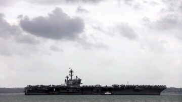 Wall Street Journal: Οι ΗΠΑ στέλνουν και το αεροπλανοφόρο το αεροπλανοφόρο «George Bush» στη Μέση Ανατολή