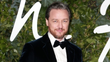 Τζέιμς Μακαβόι: Το να κάνεις παιδί στα 42 είναι σίγουρα πιο εύκολο, ανησυχώ λιγότερο