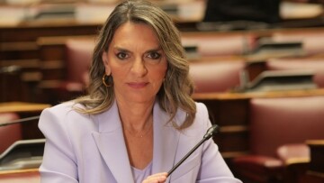 Η Πέτη Πέρκα νέα Πρόεδρος της ΚΟ της Νέας Αριστεράς μετά την παραίτηση Χαρίτση