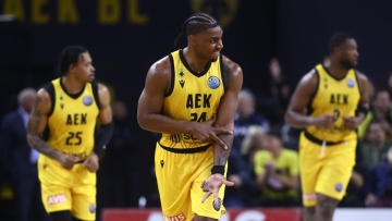 Αθλητικές μεταδόσεις: Πού θα δείτε σήμερα τα ευρωπαϊκά ματς ΑΕΚ και ΠΑΟΚ στο μπάσκετ και το ντέρμπι «αιωνίων» στο βόλεϊ