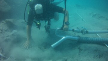 Ασίνη Αργολίδας: Νέα στοιχεία για την καταβυθισμένη λιμενική εγκατάσταση φέρνει η ενάλια αρχαιολογική έρευνα