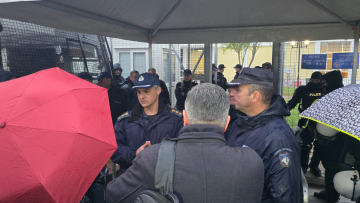 Ξεκινά ξανά η δίκη για τα Τέμπη με αλλαγές στην αίθουσα και αυστηρούς ελέγχους σε όσους εισέρχονται, live όλες οι εξελίξεις
