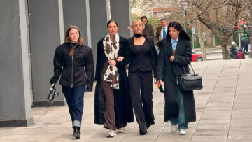 Ενοχή των κατηγορουμένων πρότεινε η εισαγγελέας στη δίκη για το revenge porn, ξέσπασε σε κλάματα η Τούνη