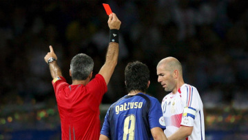 Τι είναι η «κατάρα Ζιντάν» και γιατί απασχολεί την Ιταλία